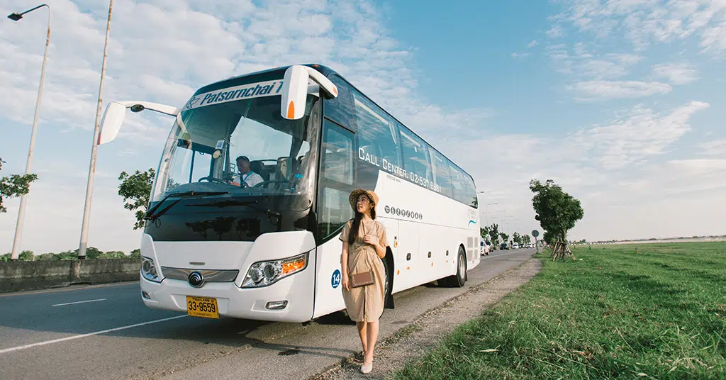 รถโดยสารชั้นเดียว ขนาด 39 ที่นั่ง | Patsornchai Tour รถโดยสารชั้นเดียว ขนาด 39 ที่นั่ง