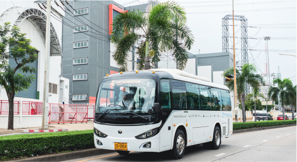 24座小巴租赁, 私人团体巴士, 家庭旅游小巴, 曼谷旅游巴士, 曼谷巴士租赁, 泰国大巴租赁