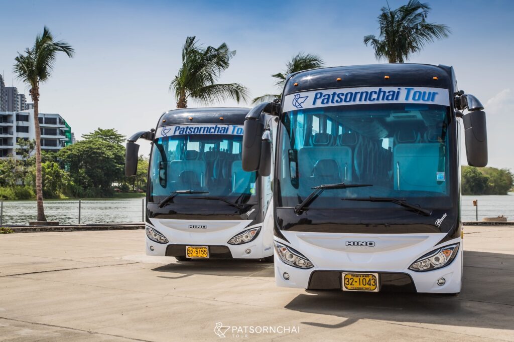 เช่ารถบัส 40 ที่นั่ง เช่ารถทัวร์ รถรับส่งพนักงาน | Patsornchai Tour เช่ารถบัส, เช่ารถบัสชั้นเดียว, Hino Patsornchai, รถบัสเช่า