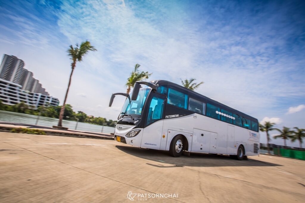 รถรับส่งพนักงาน | Patsornchai Tour รถรับส่งพนักงาน