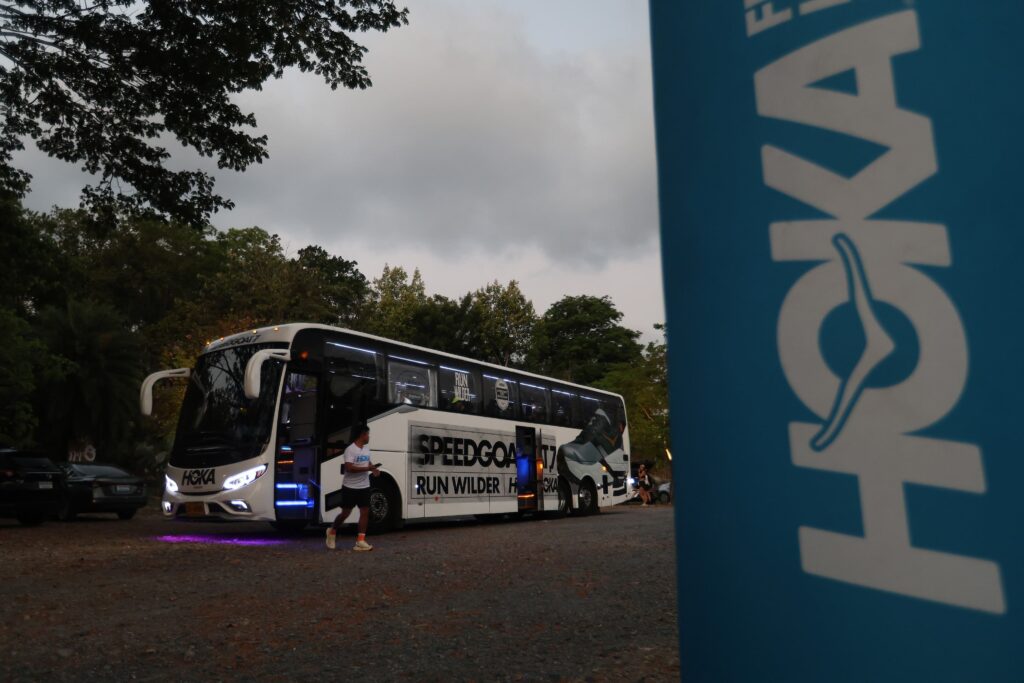 สวย รถบัสเช่า 7 | Patsornchai Tour เช่ารถบัส, เช่ารถทัวร์, เช่ารถบัส 50 ที่นั่ง
