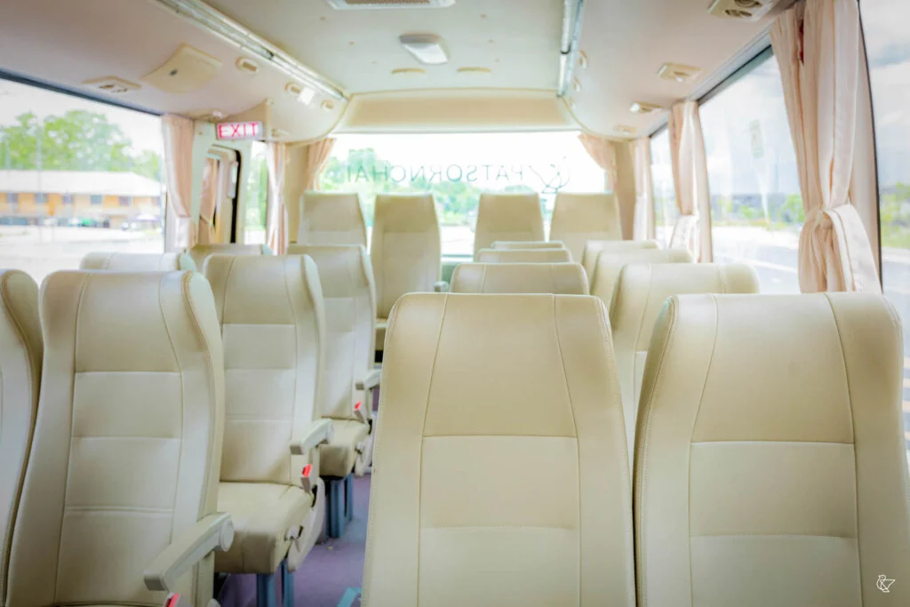 charter bus in thailand